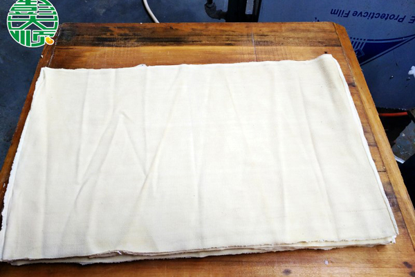 安徽阜陽(yáng)客戶現(xiàn)場(chǎng)制作的千張豆腐皮